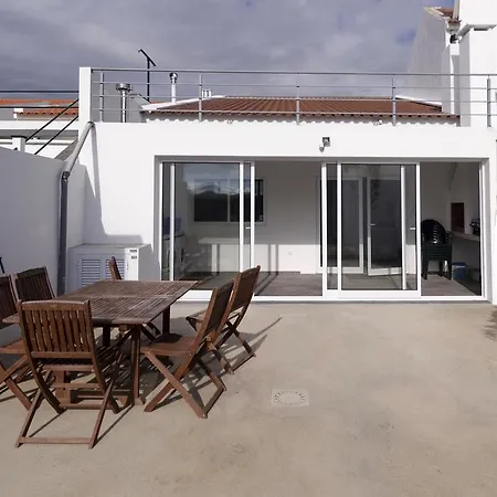 Surf Beach_santa Barbara Secret Gardens Holiday home